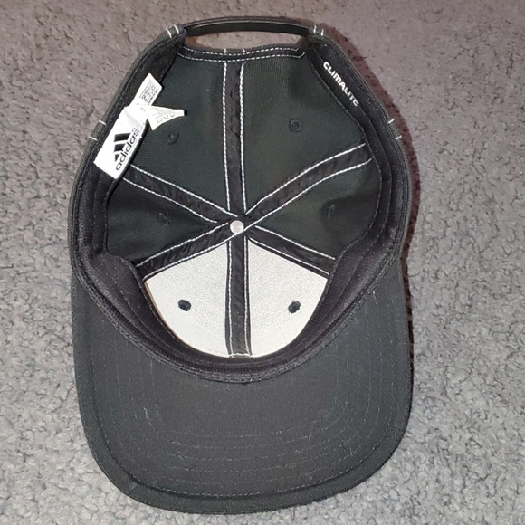 Mens Flat-Brim Adidas Baseball Cap - Picture 2 of 3